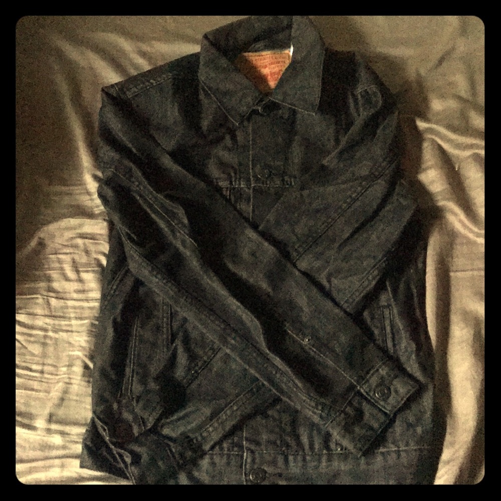 Levi Black Men’s Small Denim Jacket